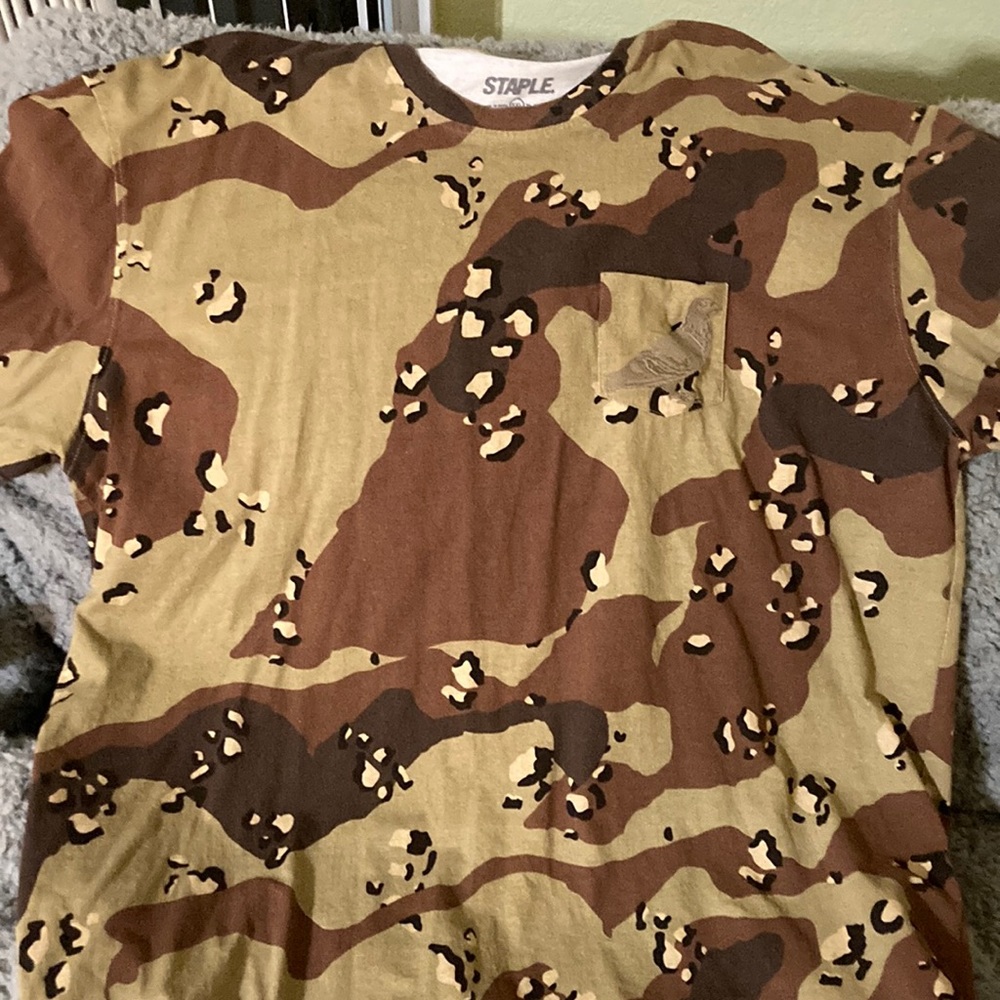 Mens staple long sleeve tee. Dope desert camp print 3xl